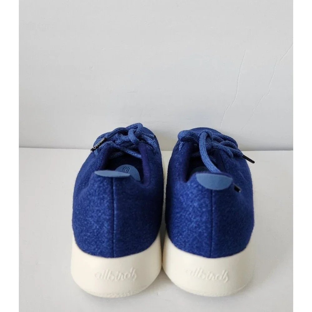 ALLBIRDS Mens WOOL RUNNERS Size 9 BLUE Embroidered Shoes NWOB